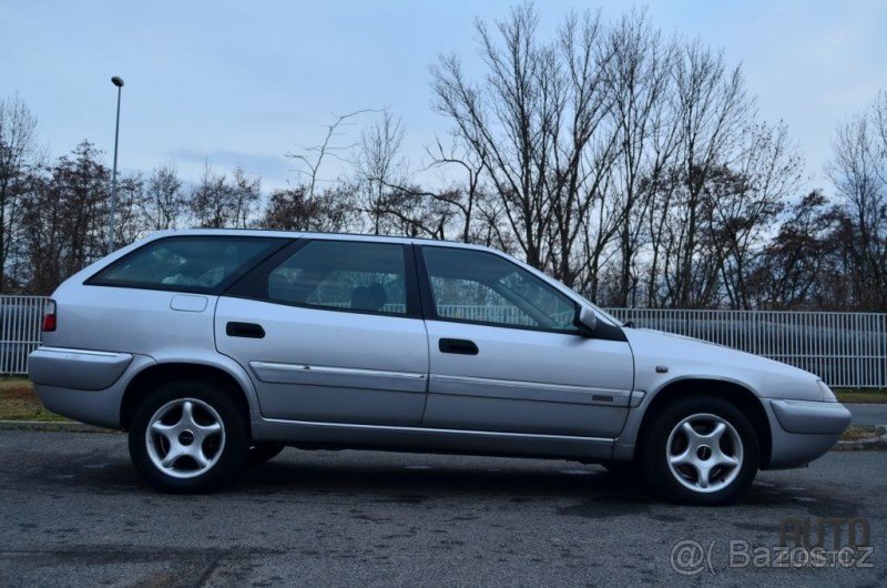 Citroen Xantia 2 2,0HDi combi r.v.2000 náhradní díly