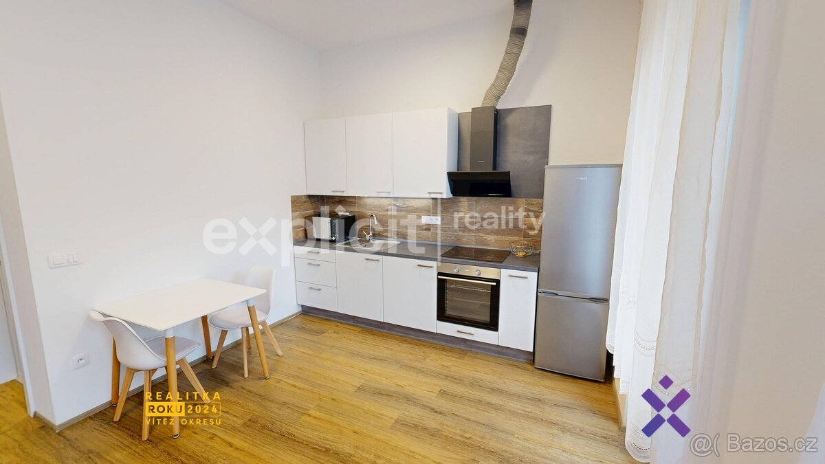 Pronájem byty 1+kk, 26 m2 - Zlín, ev.č. 02275