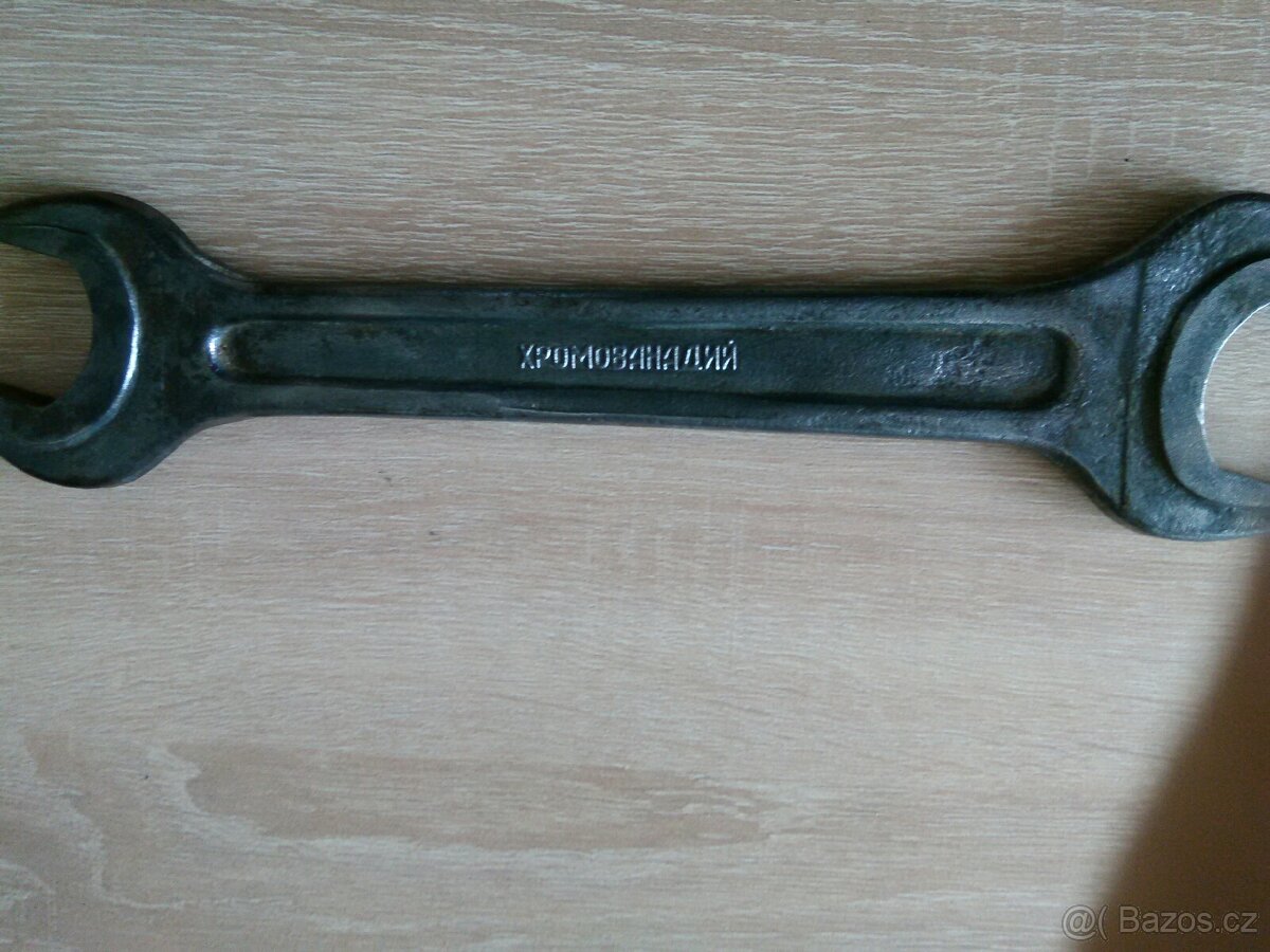 Oboustranný klíč