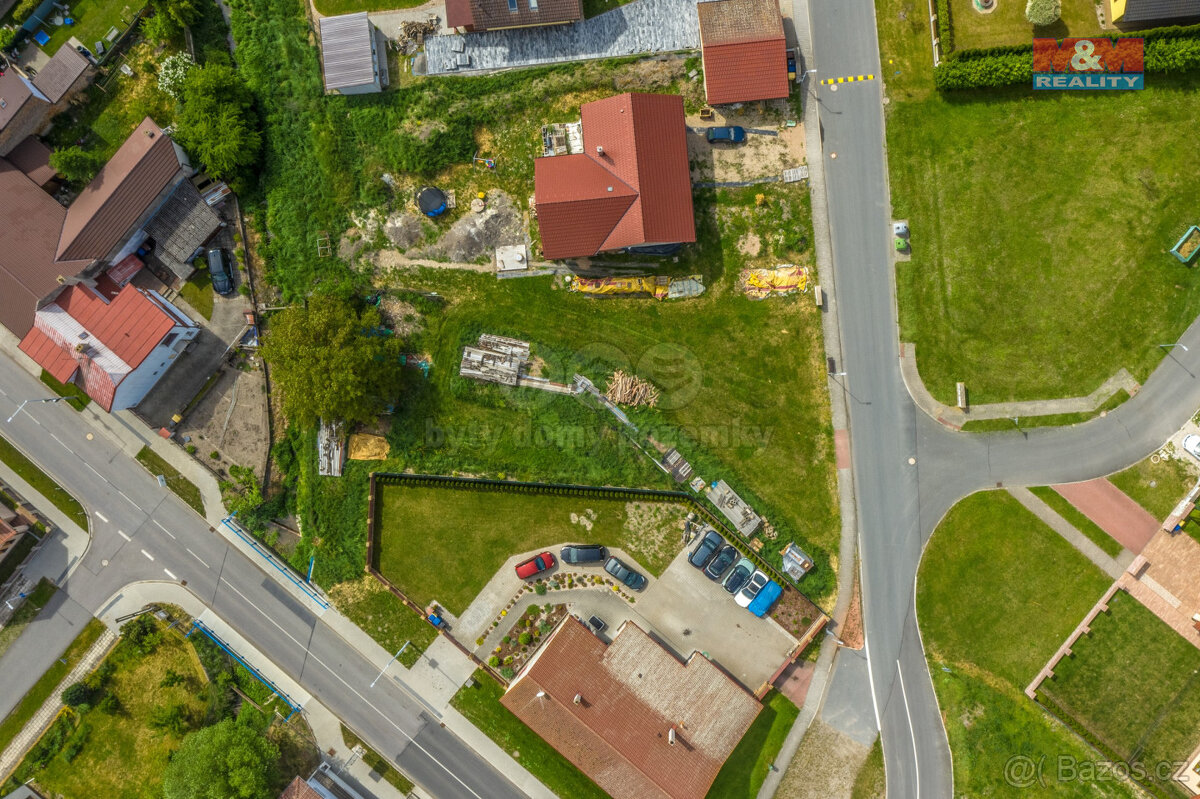 Prodej pozemku k bydlení, 1034 m², Městec Králové