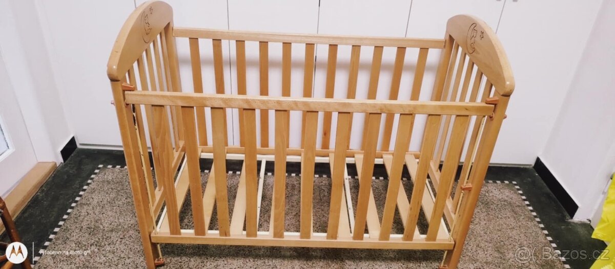 Dětská postýlka