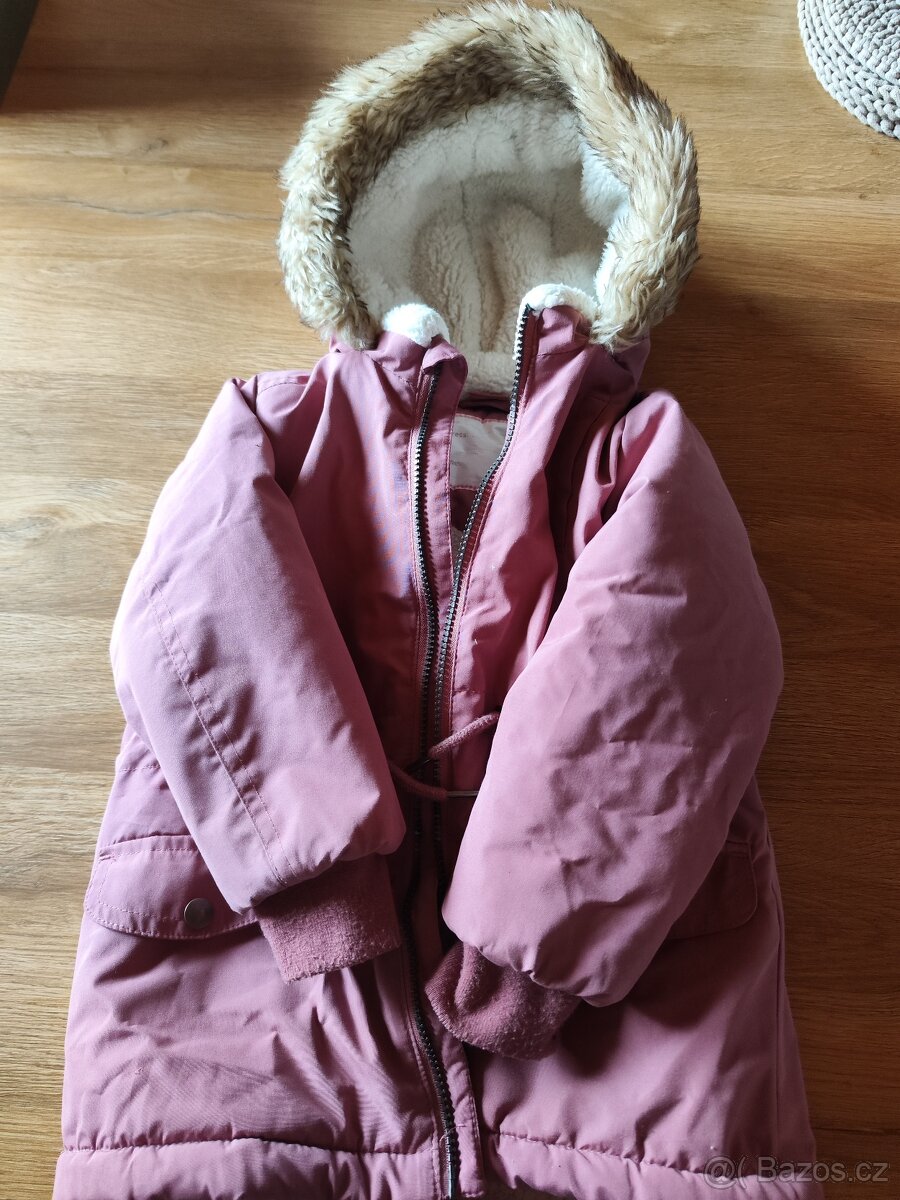Bunda, parka , oteplovačky dívka