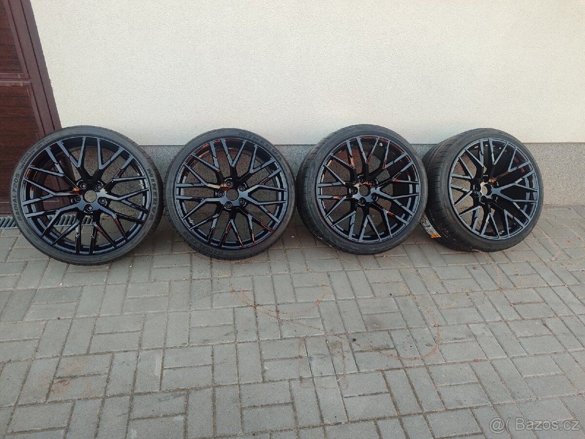 ALU kola 20 5x112 z Audi R8