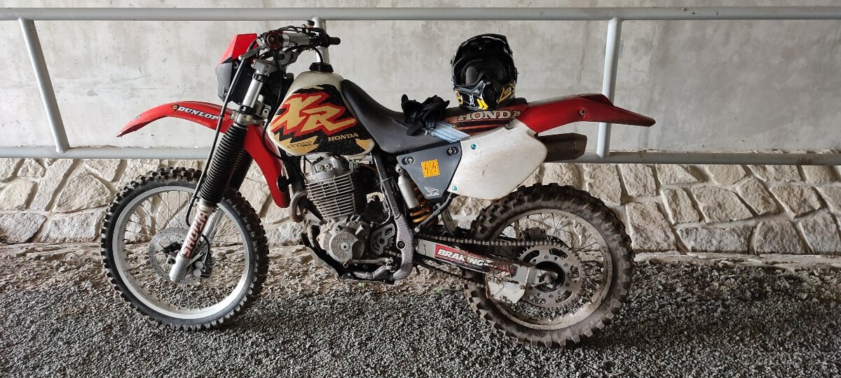 Honda xr 400 bez tp a spz