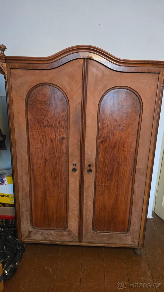 Daruji skříň - za odvoz