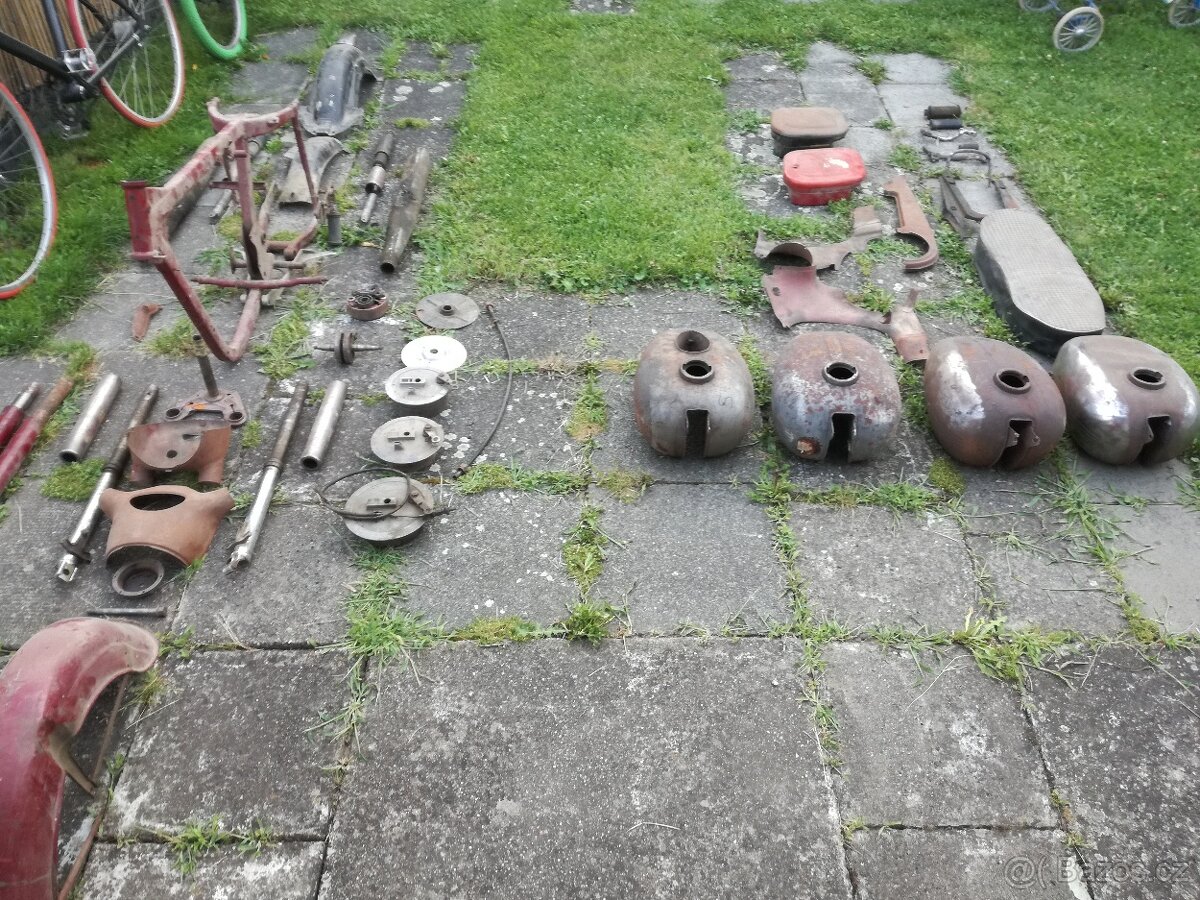 Náhradní díly Jawa