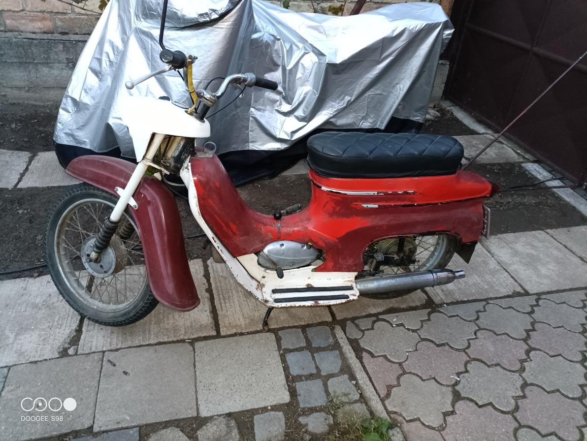 Jawa pionýr 05
