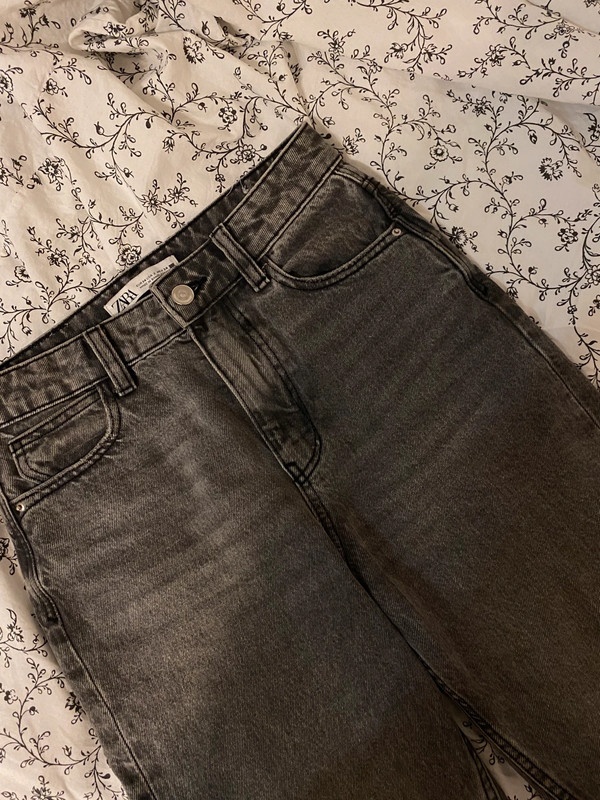 Širší tmavě šedé kalhoty rifle džíny, vel. XS, Zara