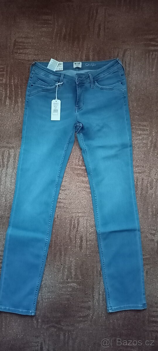 Dámské džíny MUSTANG - Jasmin slim velikost 30-34 NOVÉ