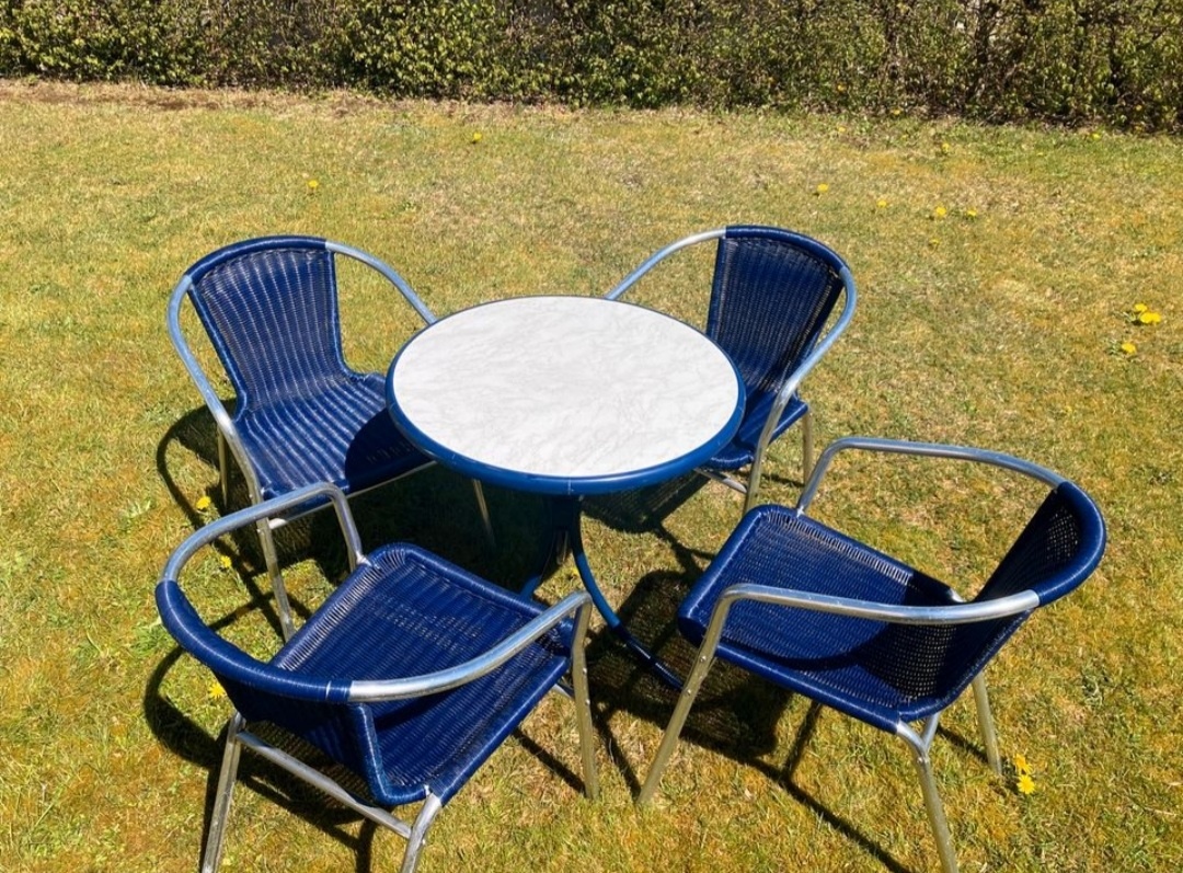 38x restauracní hlinikove ratanove židle s vypletem