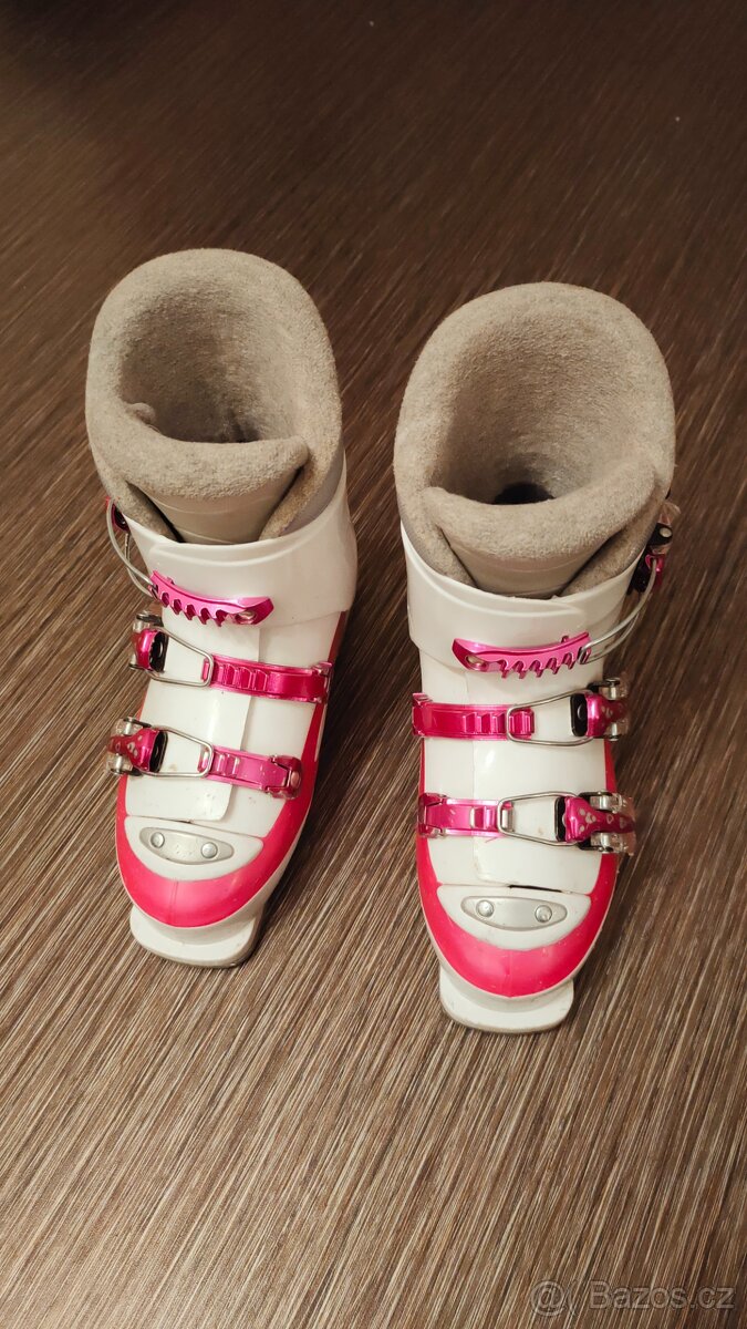 Dívčí lyžáky Rossignol 34 EU, 22,5