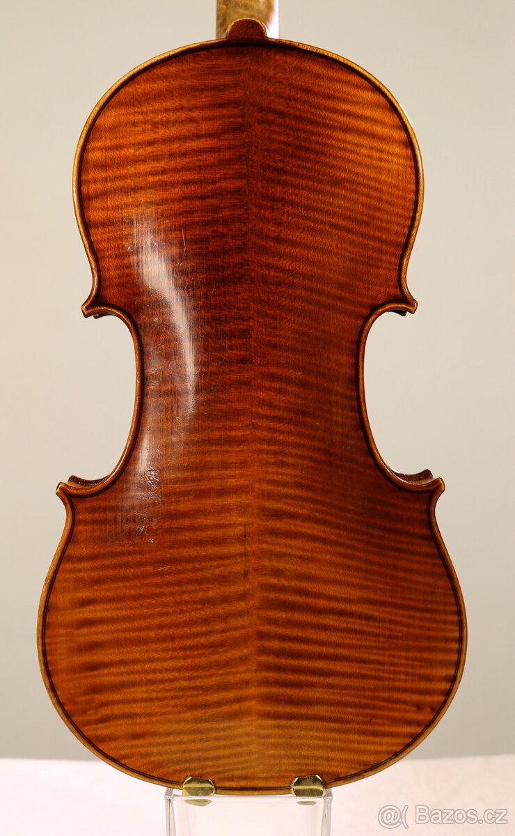 Staré celé české housle od Jana PODEŠVY c. 1920