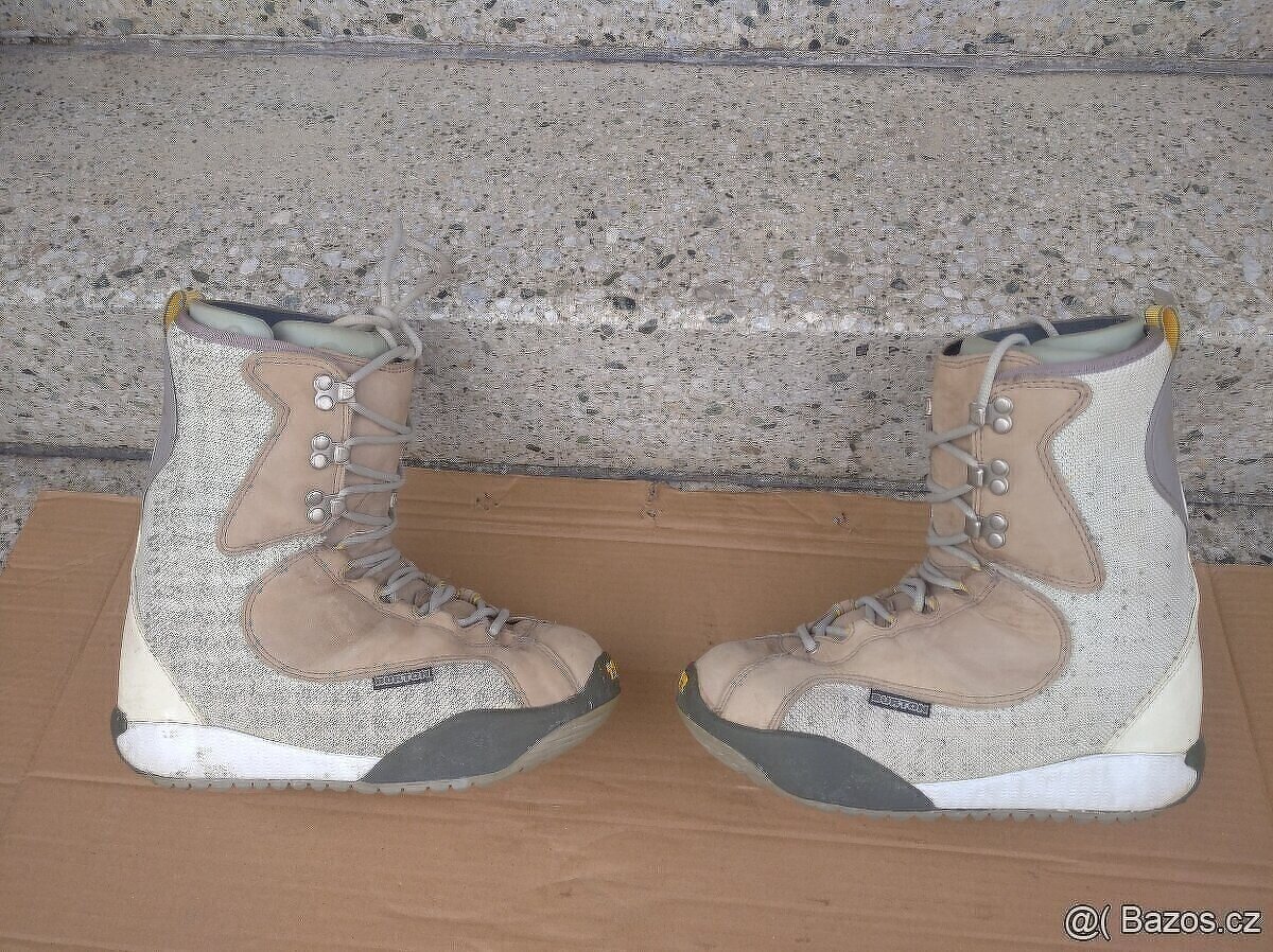 Snowboardové boty Burton 24 cm