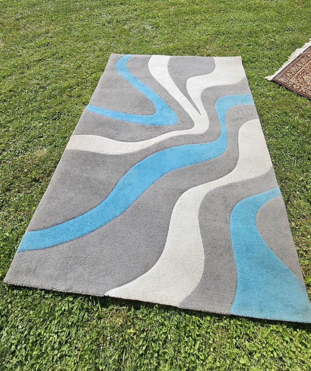 Prodám pouzivany koberec 230x160cm