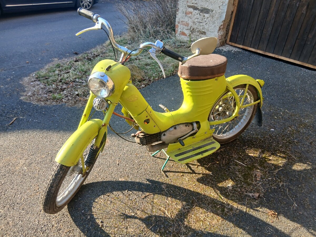 Jawa 550 parez