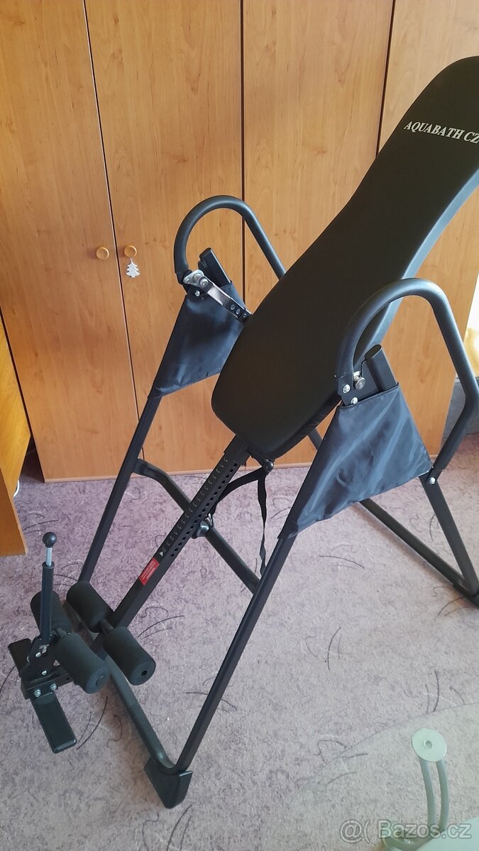 Autotrakční lehátko