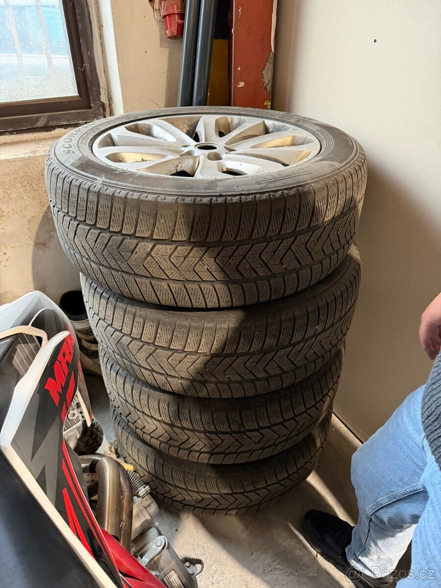 Originál Land Rover 255/55 r20