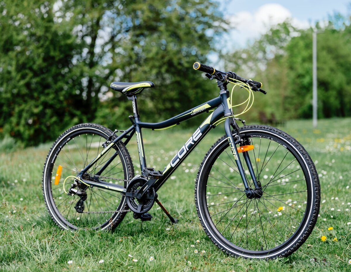Lehké juniorské kolo Core Razor MTB 26275