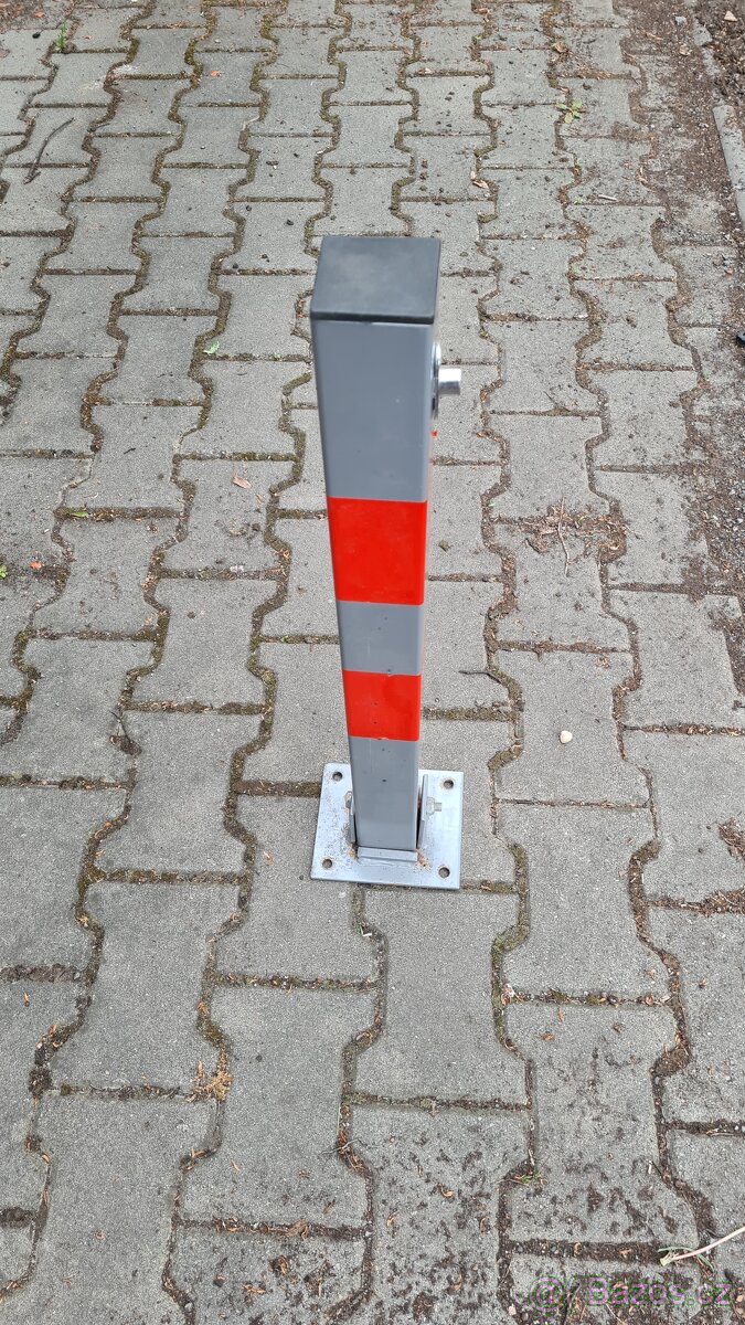 Sklopna parkovaci zabrana,vc klicu
