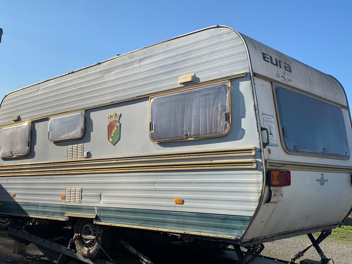 Karavan obytny prives Eura