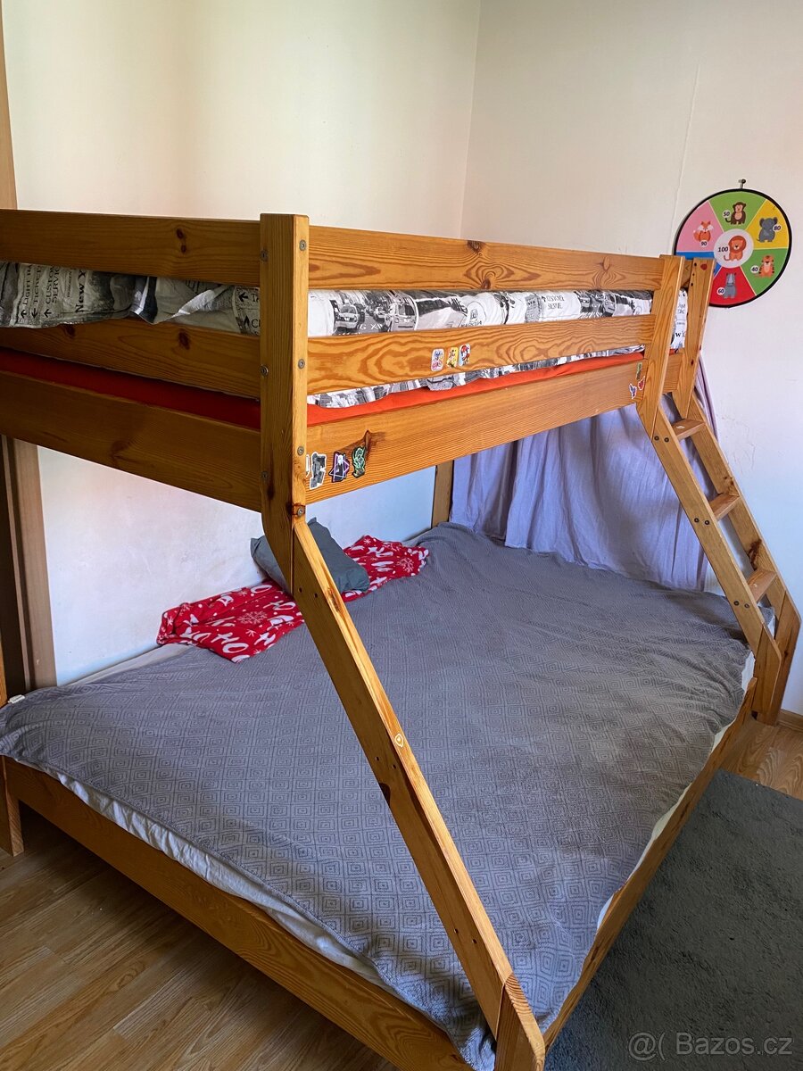 Dvoupodlažní postel – 205×151 cm (patrová postel)
