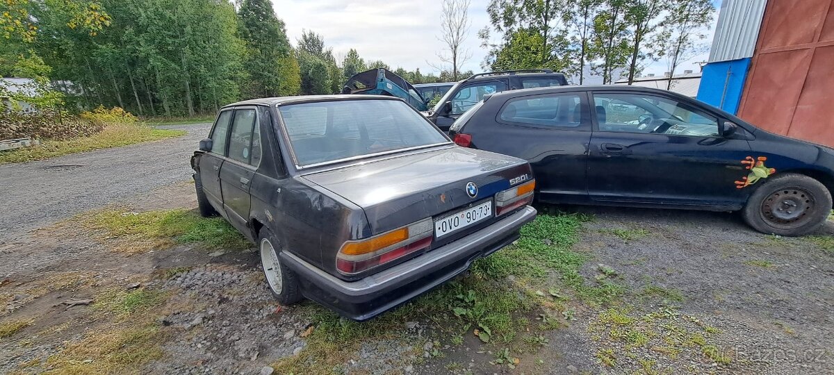 BMW 520i