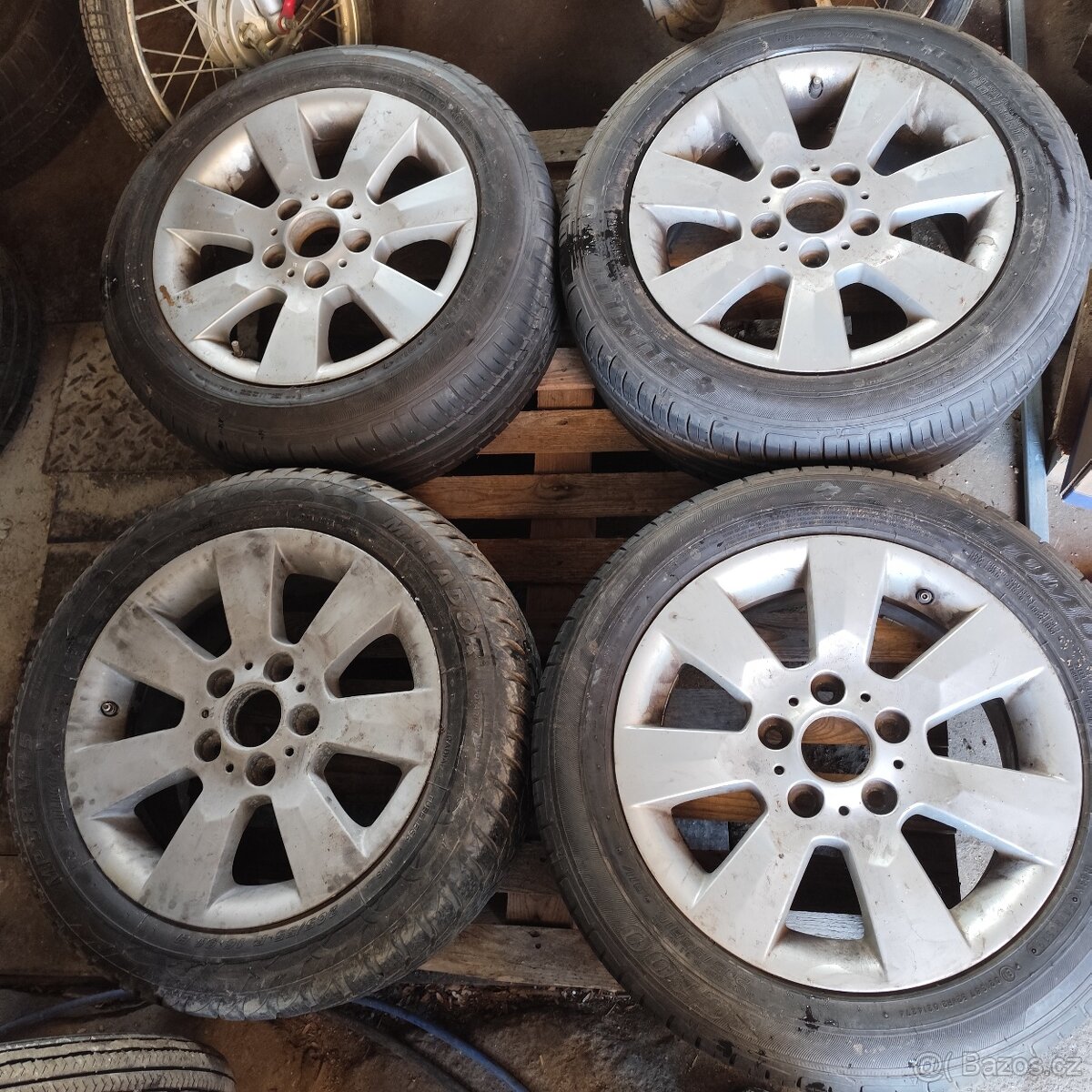 BMW Sada litých kol R16