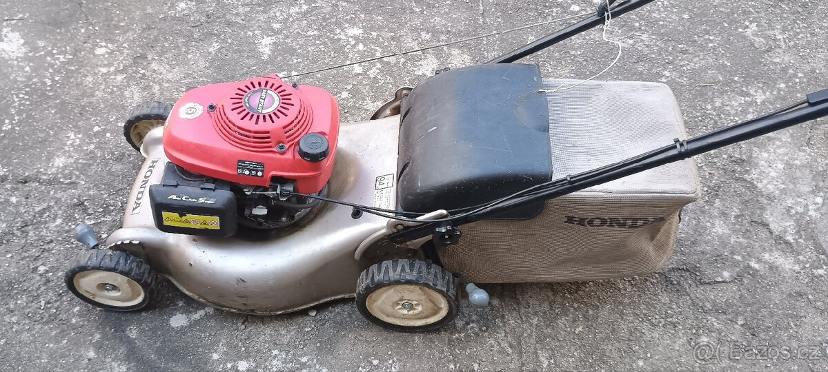 Sekačka Honda