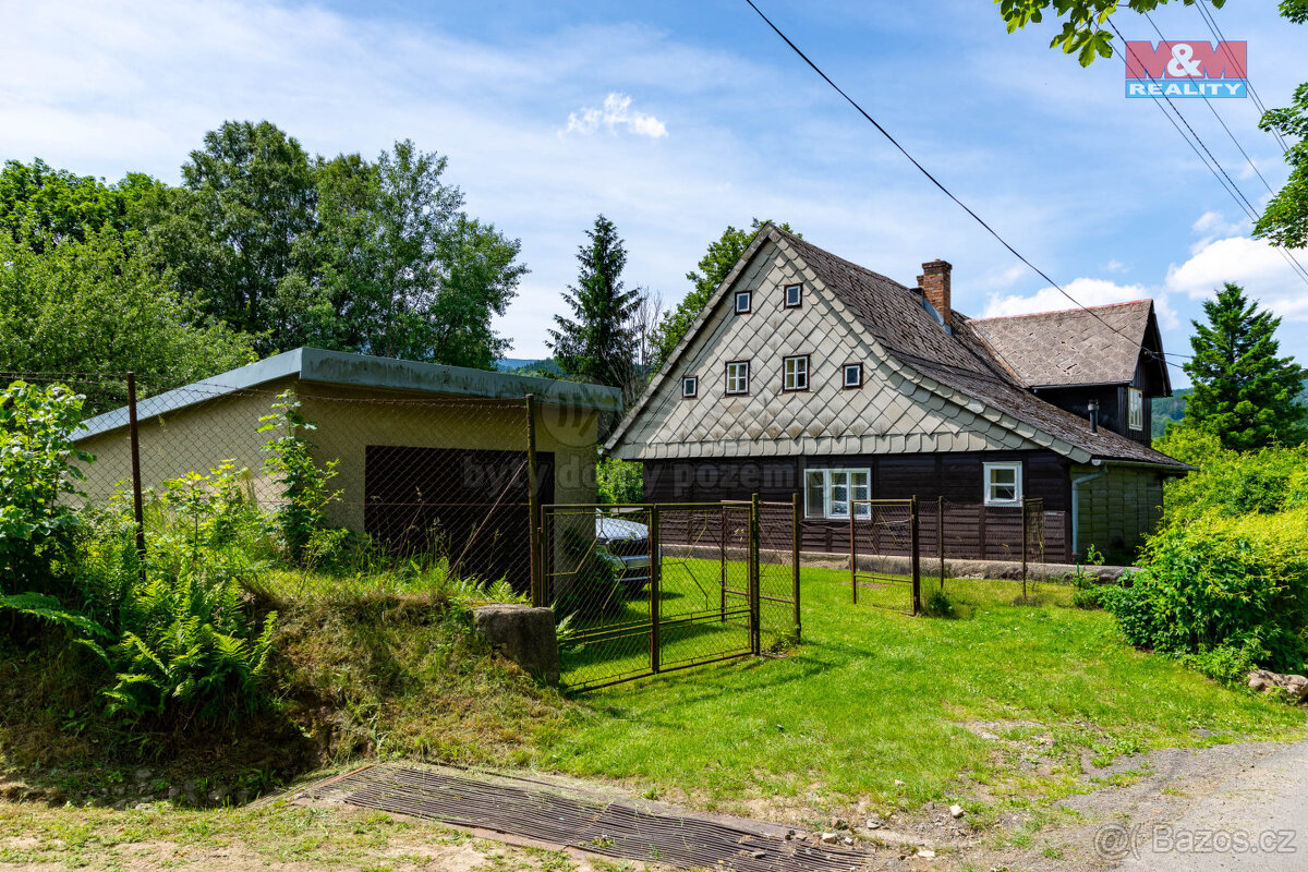 Prodej rodinného domu 3+1, 1097 m2, Bělá pod Pradědem