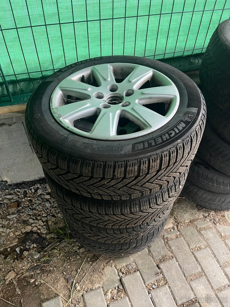 Pneu kola alu disky r16