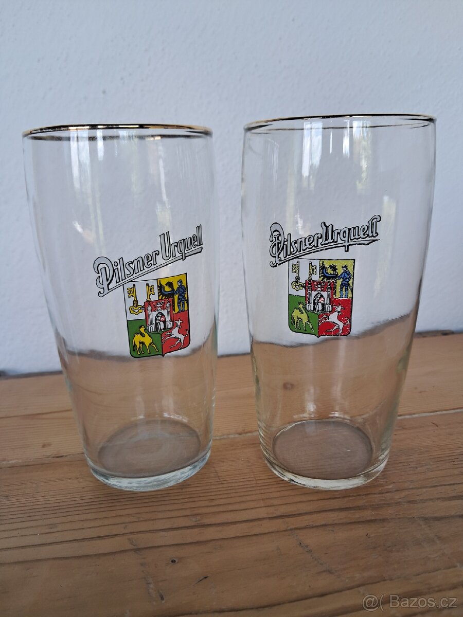 Retro pivní půllitry Pilsner Urquell