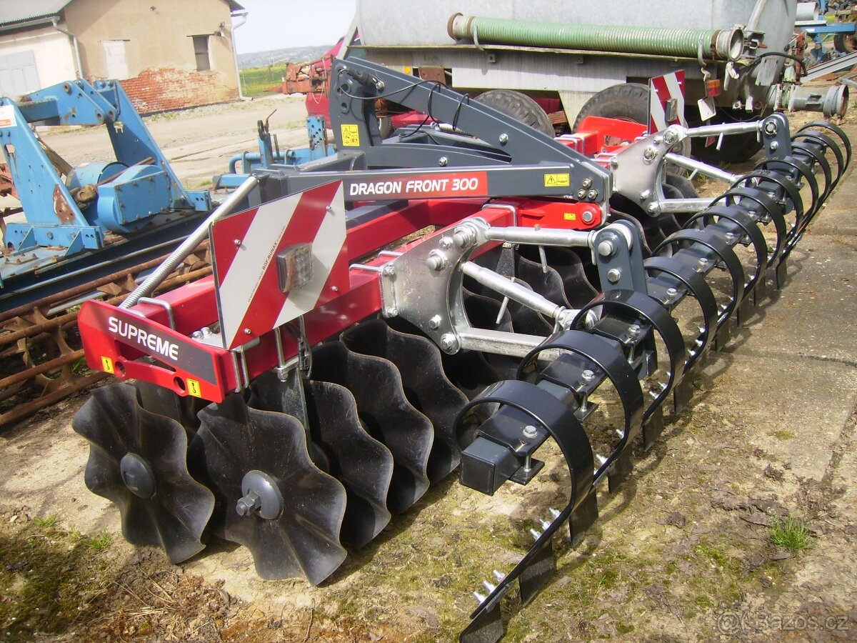 Diskový podmítač DRAGON Front se smykem 3 m .