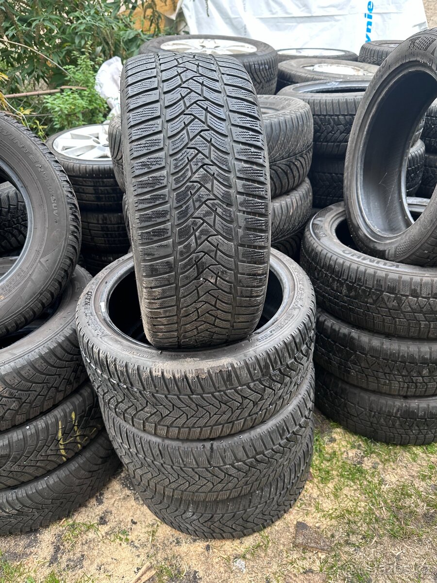 Zimní sada pneu 225/40 R18 - Dunlop