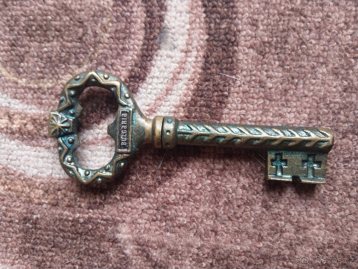 Retro klíč otvírák vývrtka na víno Bulgaria 12 cm