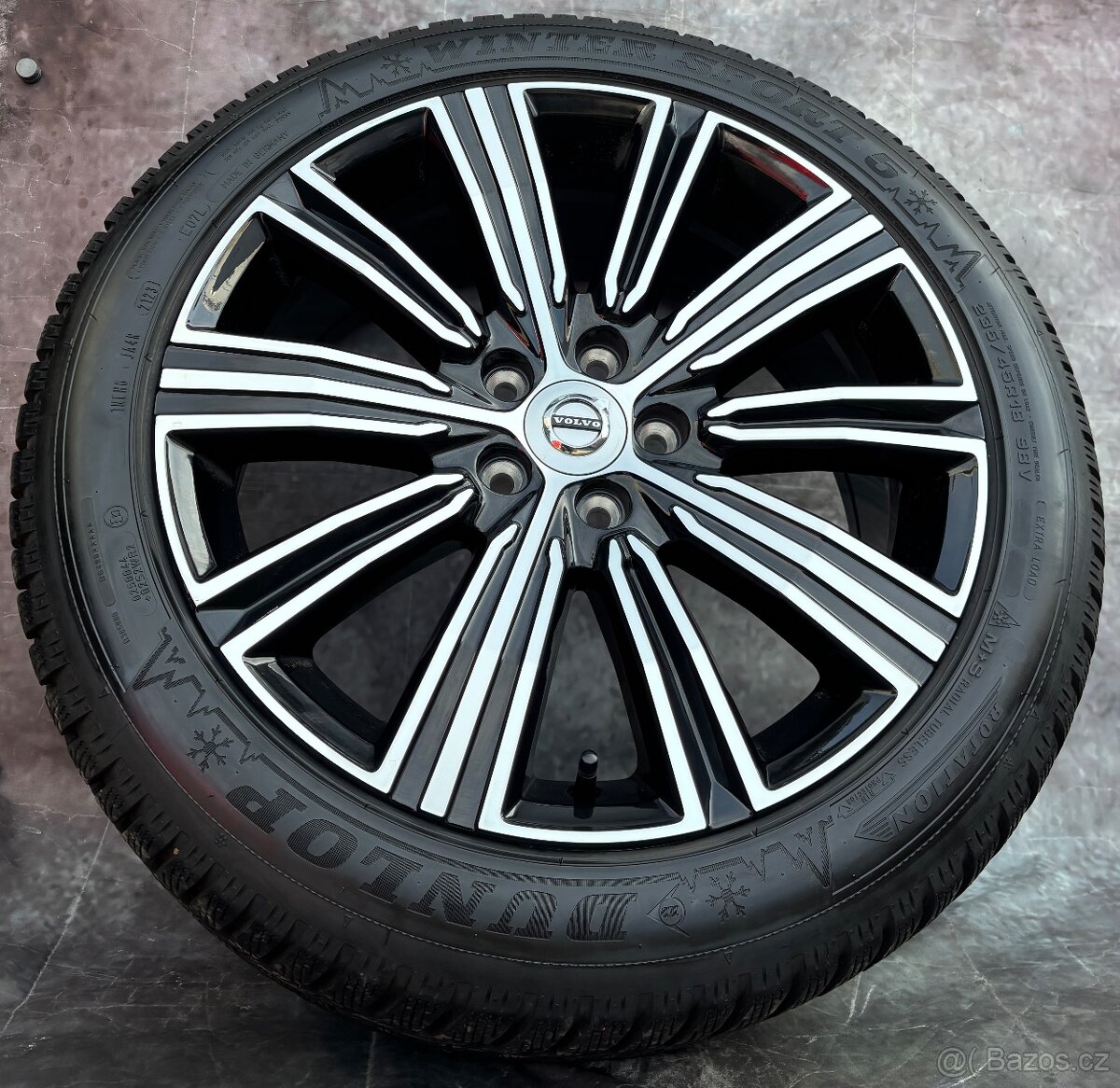 Originální Alu kola Volvo V60 235/45/18 8mm DOT24