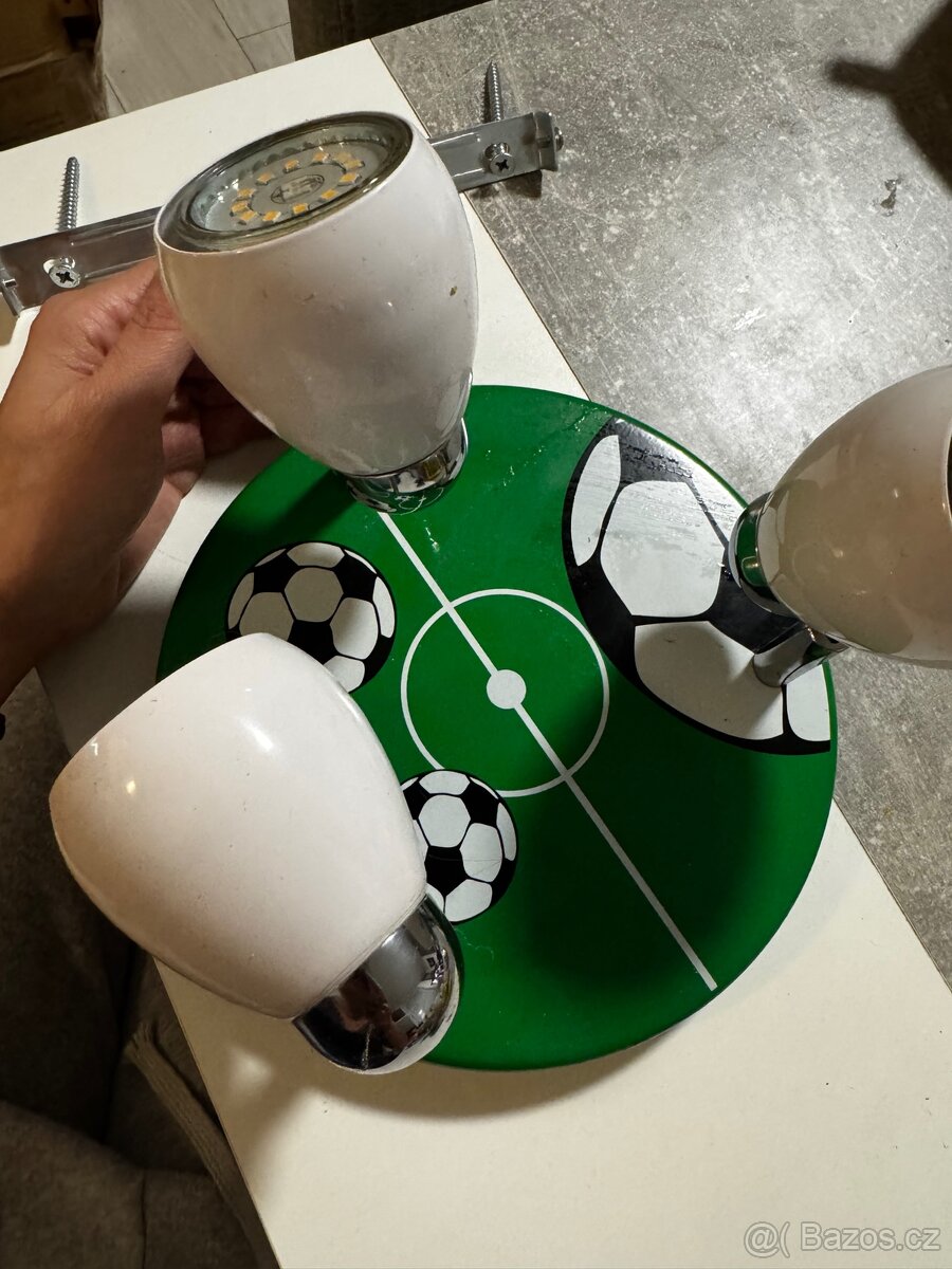 Led dětský lustr s fotbalovým motivem