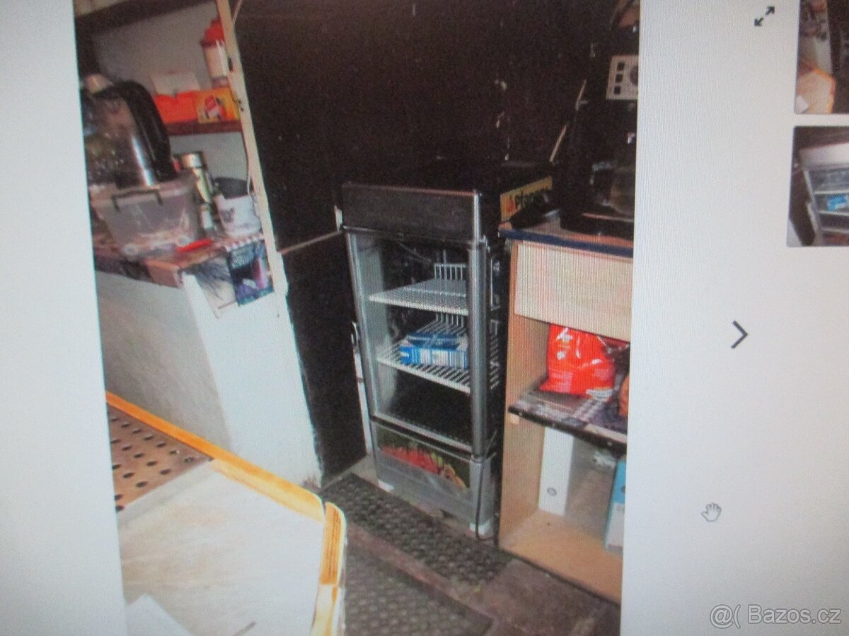Chladící vitrína p.c. 9000kč