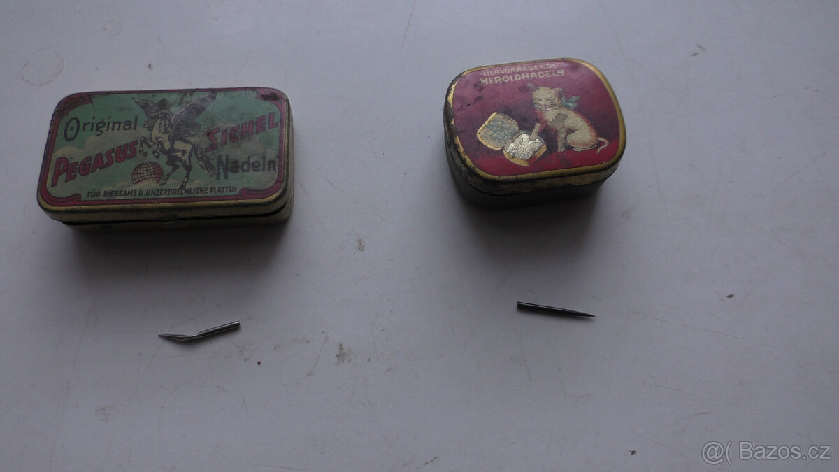 Jehly pro gramofon v krabičkách