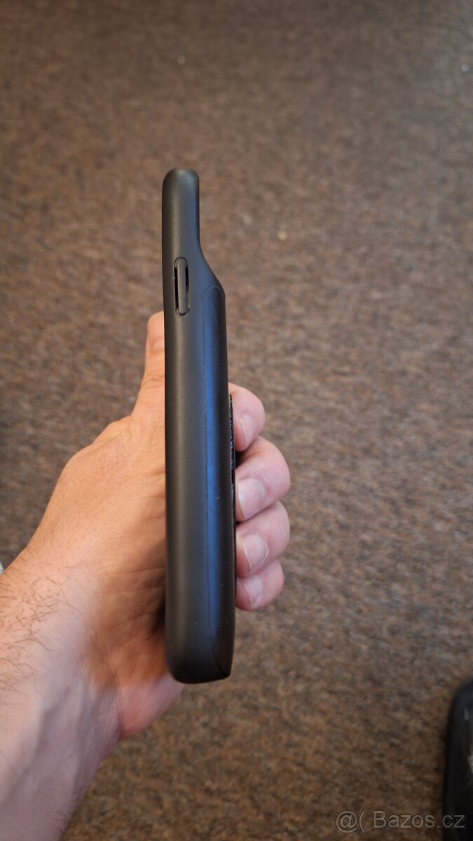 Powerbanka a obal v jednom iPhone 11