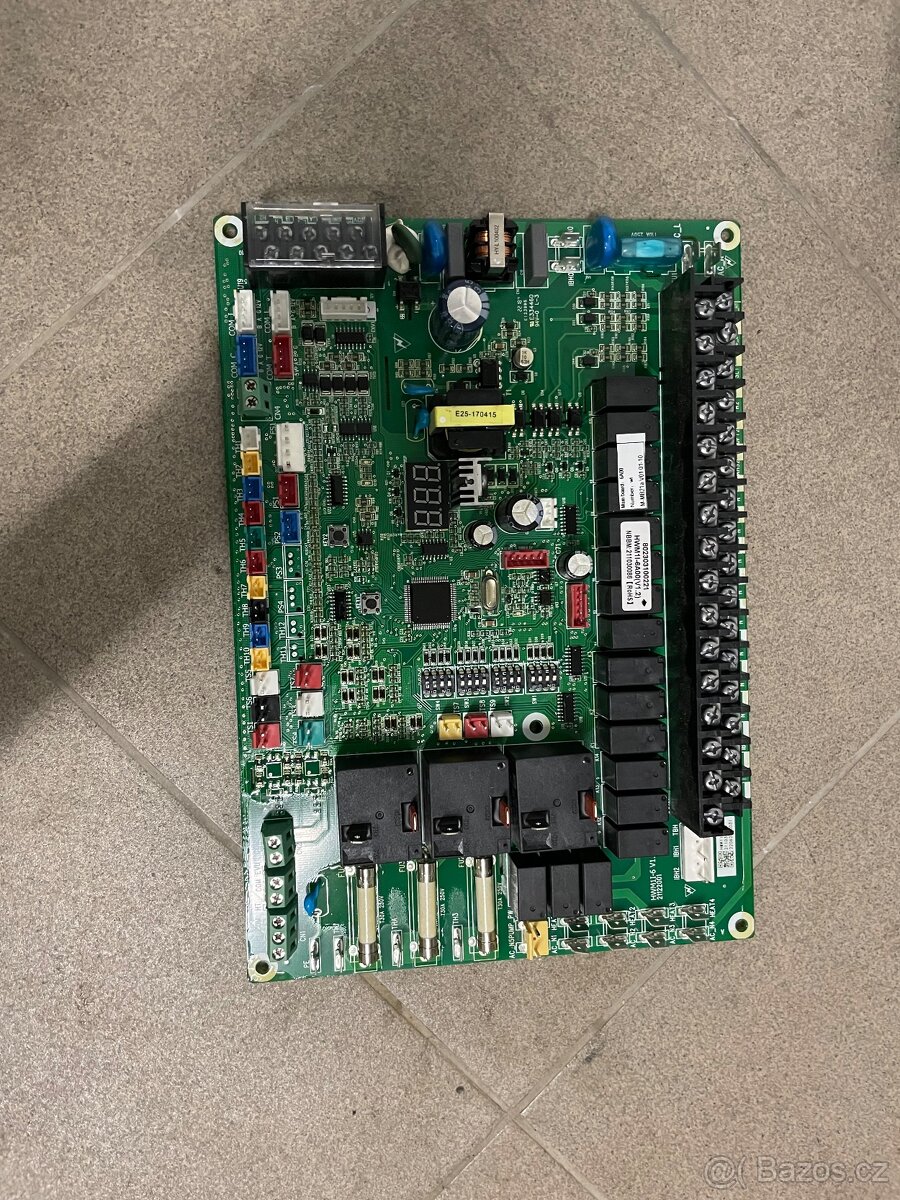 Prodam nahradni dily z tepelneho cerpadla Grundig GHP-MM08