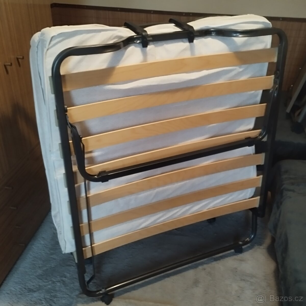 Rozkládací pohovka