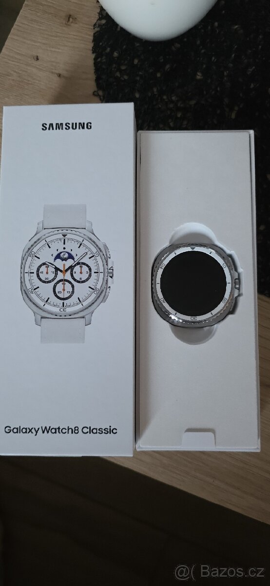 Samsung galaxy watch8 classic BT bílé