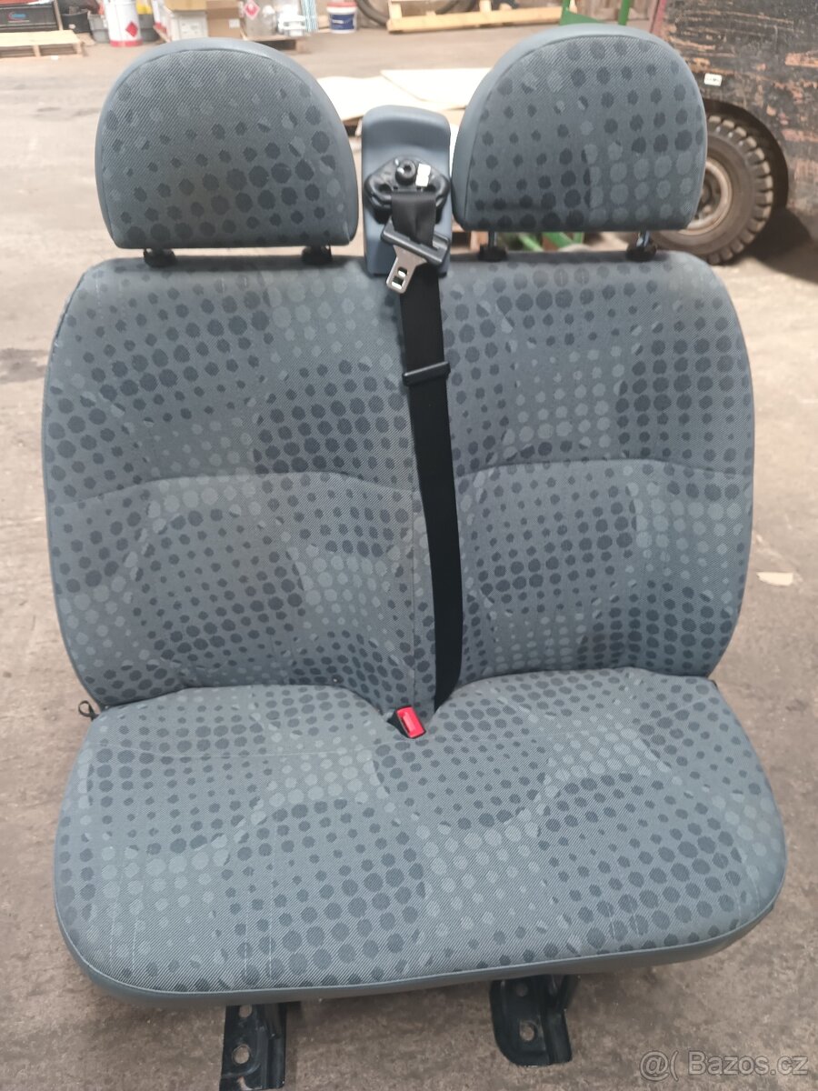Sedačky Ford transit