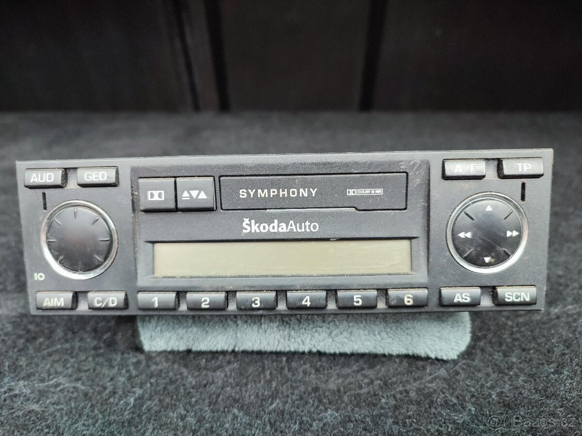 Autorádio škoda symphony