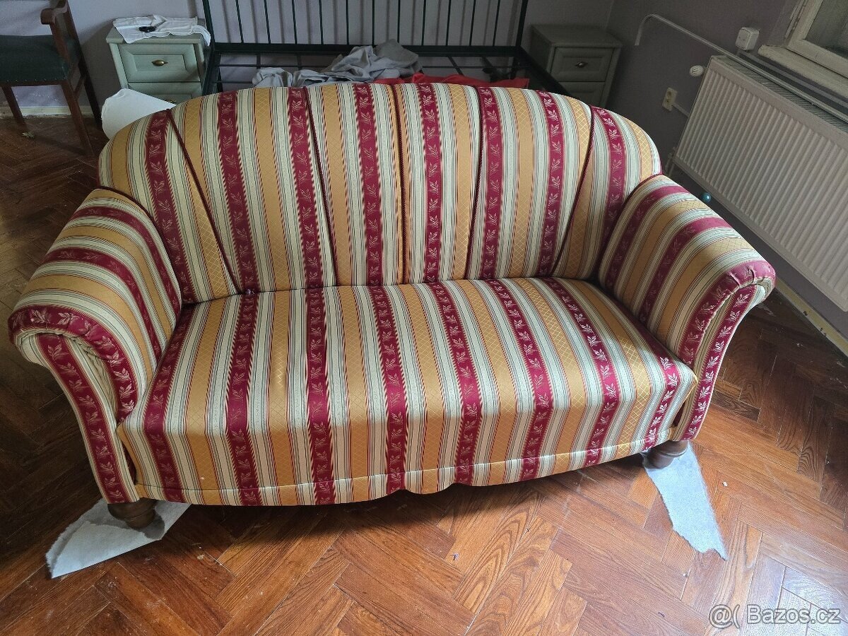 Sofa / pohovka