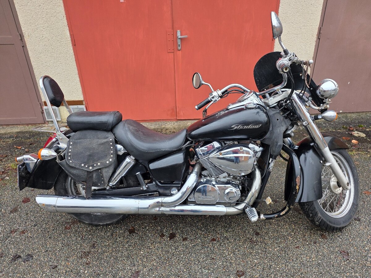 Honda VT750C Shadow