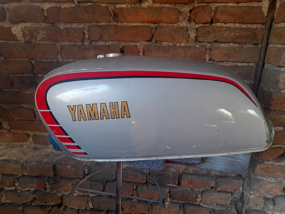 Orig. Nadrz Yamaha XS 400