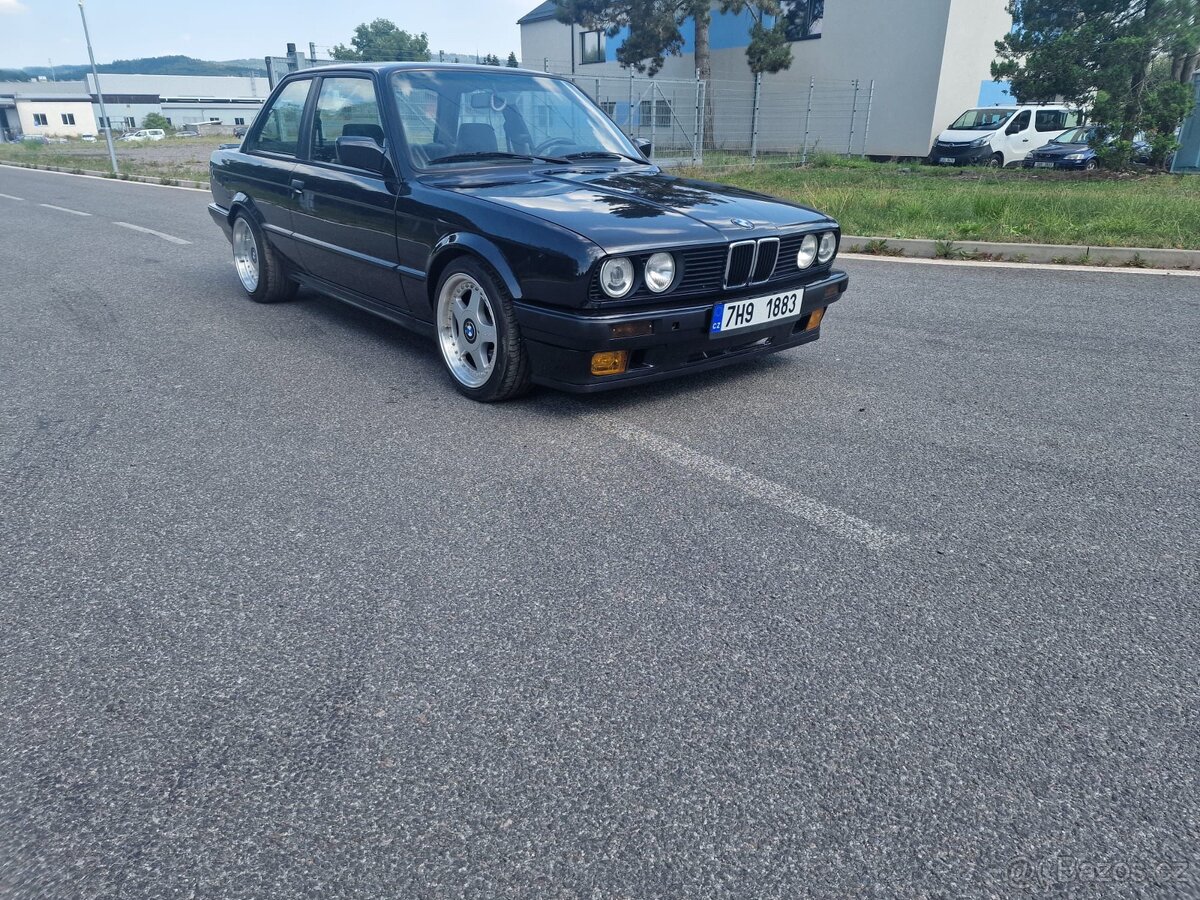 Bmw e30 320 coupe.R.V 1991,