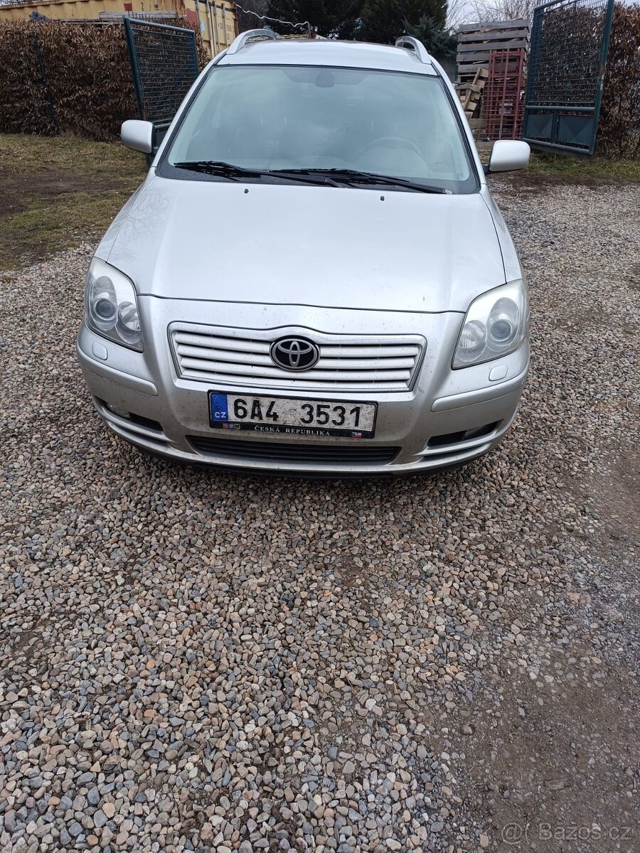 Toyota Avensis T25 combi D4D