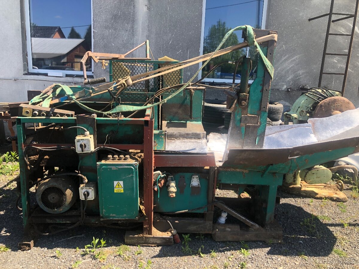 Stipaci poloautomat